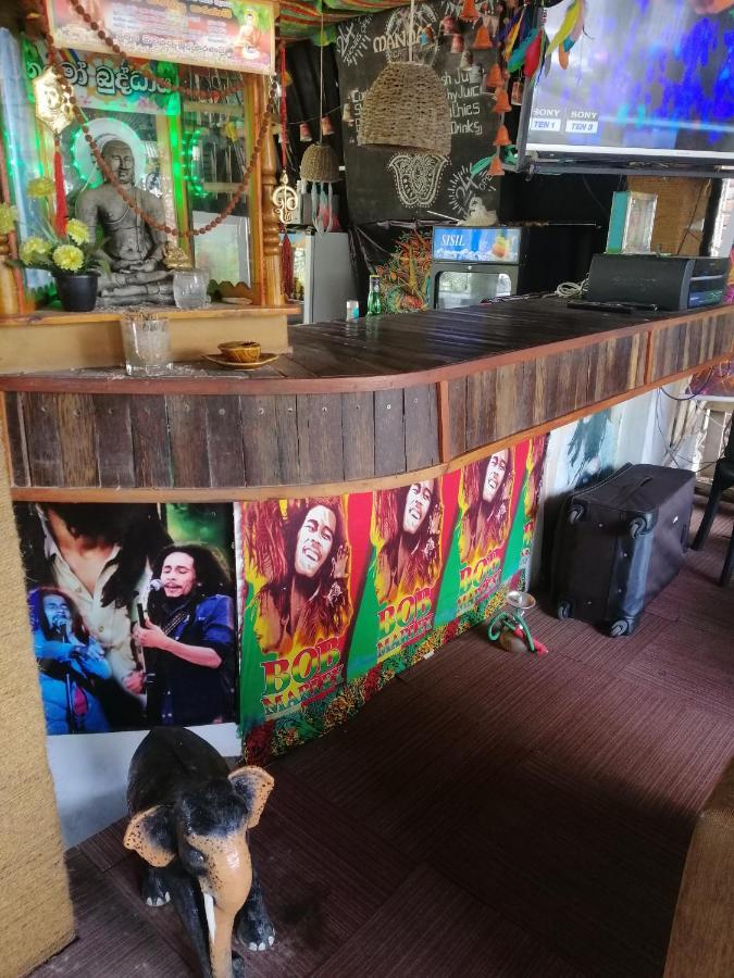 Tiki Bar Hostel Ella Extérieur photo